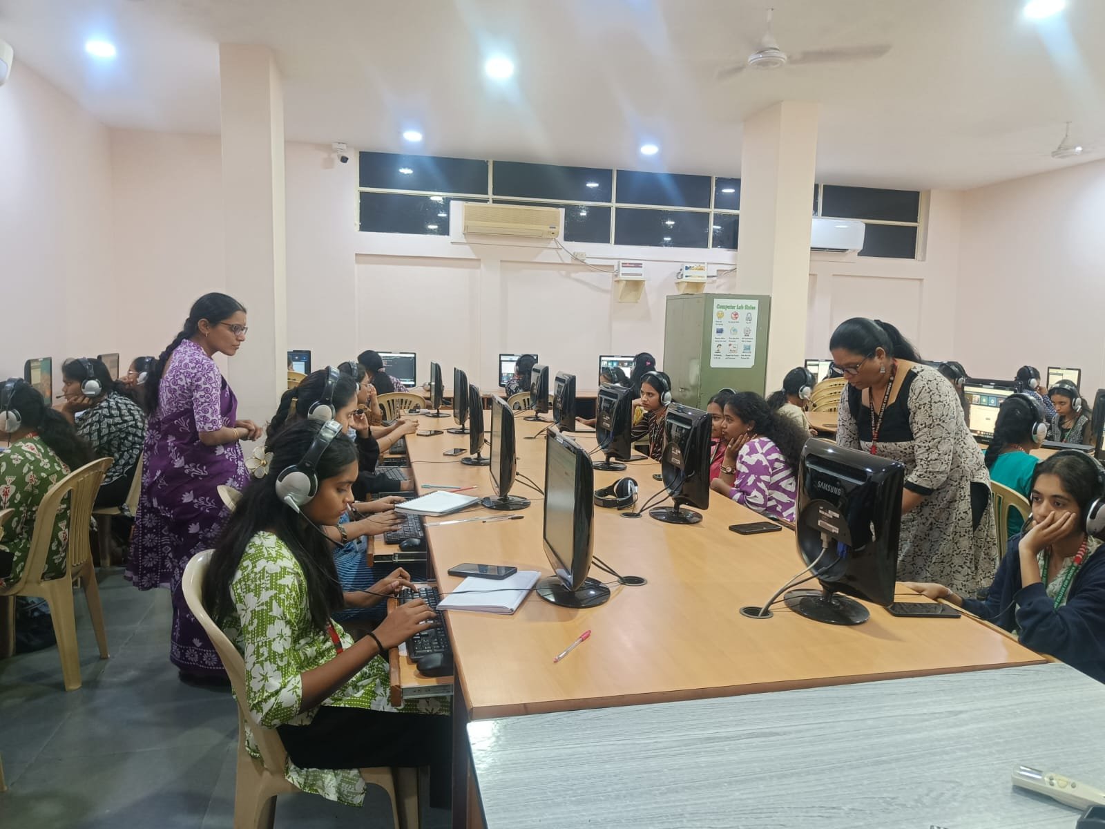 Hands-on training on “Exploring Mathematics with Python“